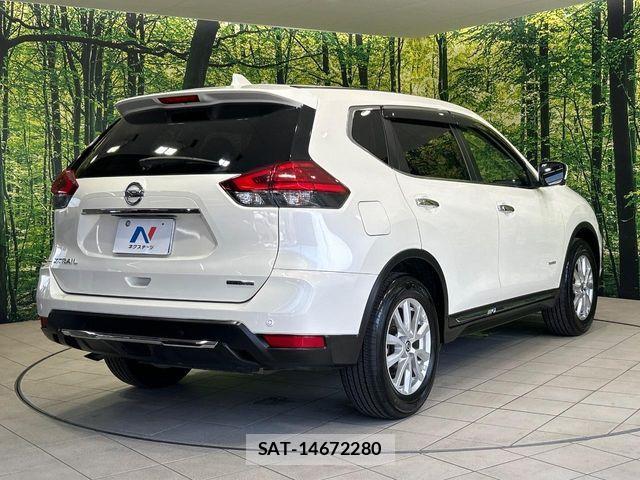 Nissan X-TRAIL HYBRID 2019-06 7459091-16
