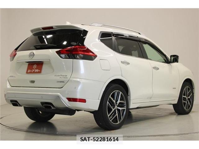 Nissan X-TRAIL HYBRID 2017-06 7504055-11