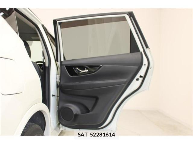 Nissan X-TRAIL HYBRID 2017-06 7504055-29