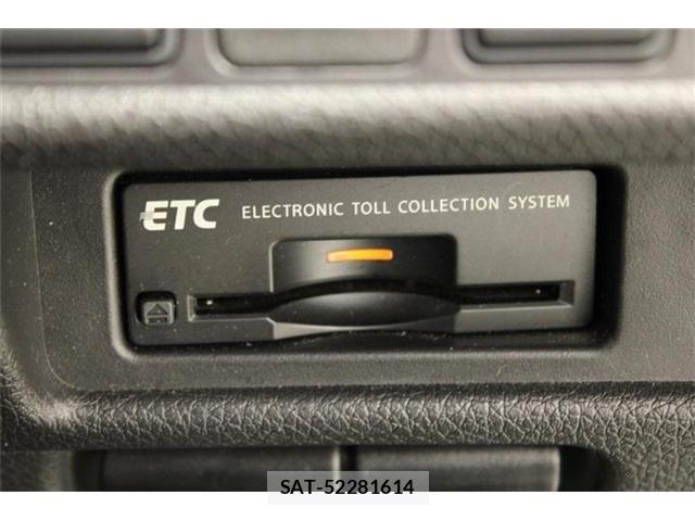 Nissan X-TRAIL HYBRID 2017-06 7504055-3