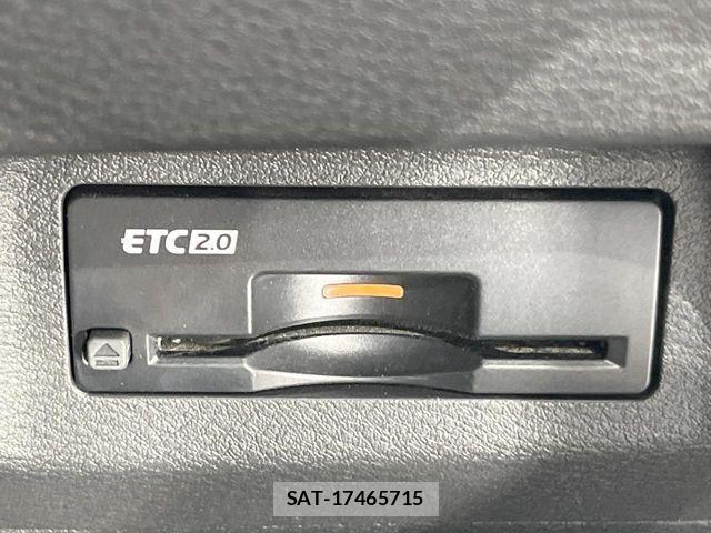 Nissan X-TRAIL HYBRID 2023-10 7621574-6