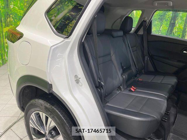 Nissan X-TRAIL HYBRID 2023-10 7621574-8