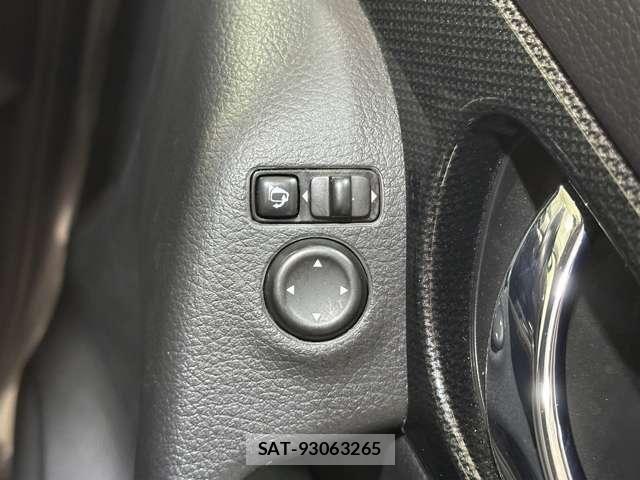 Nissan X-TRAIL HYBRID 2017-05 7621576-16