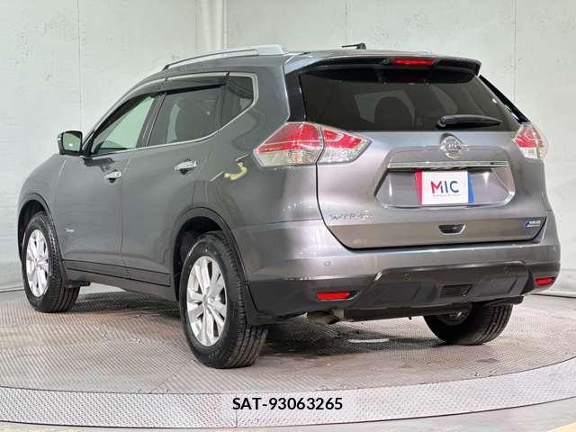 Nissan X-TRAIL HYBRID 2017-05 7621576-6