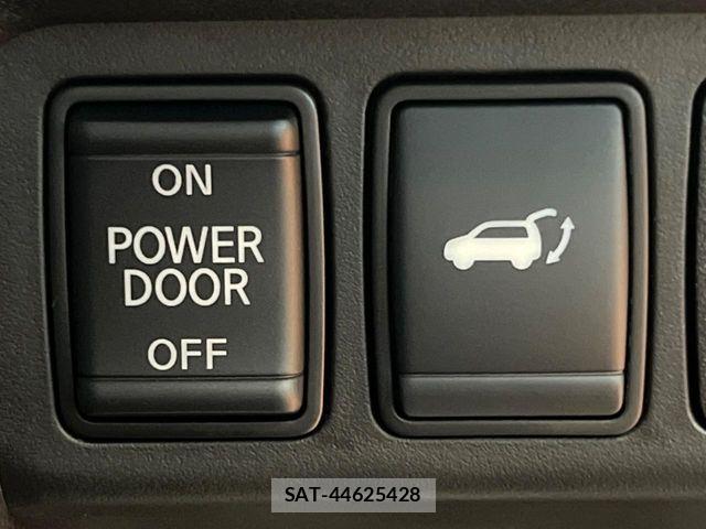 Nissan X-TRAIL HYBRID 2019-10 7731082-6