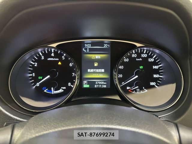 Nissan X-TRAIL HYBRID 2015-07 7731086-10