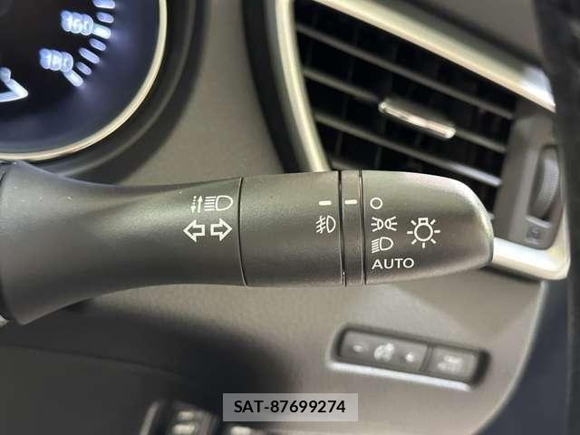 Nissan X-TRAIL HYBRID 2015-07 7731086-11