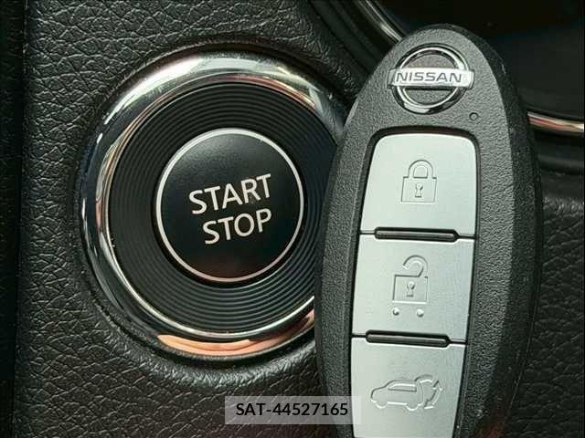 Nissan X-TRAIL HYBRID 2021-06 7790772-14