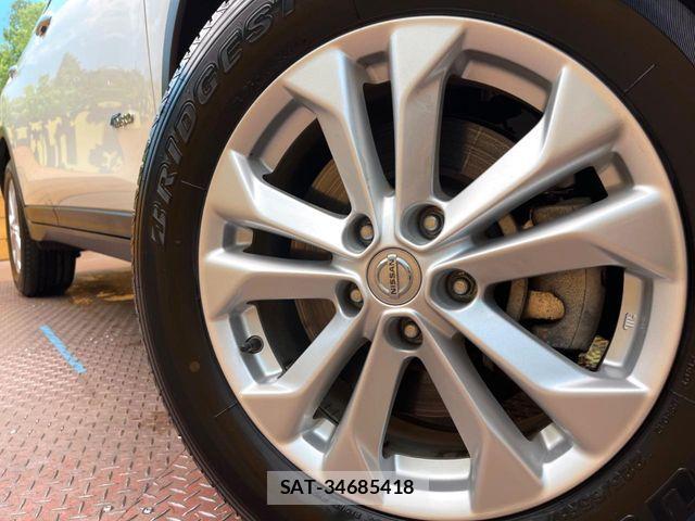 Nissan X-TRAIL HYBRID 2016-05 7981666-12