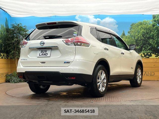 Nissan X-TRAIL HYBRID 2016-05 7981666-16