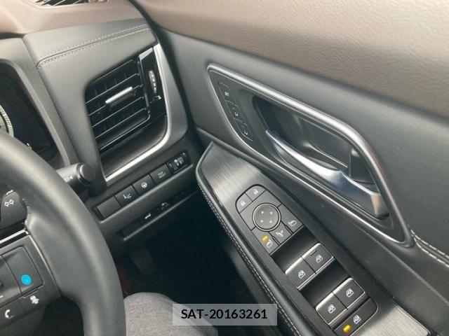 Nissan X-TRAIL HYBRID 2024-04 8039413-11