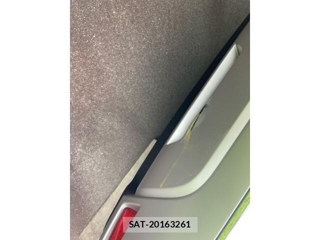 Nissan X-TRAIL HYBRID 2024-04 8039413-6