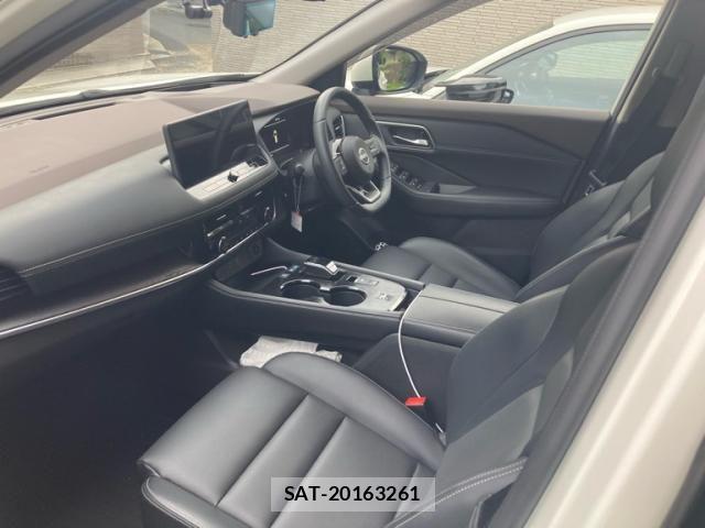 Nissan X-TRAIL HYBRID 2024-04 8039413-7