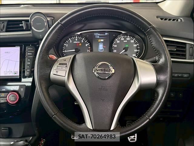 Nissan X-TRAIL HYBRID 2017-05 8039418-11
