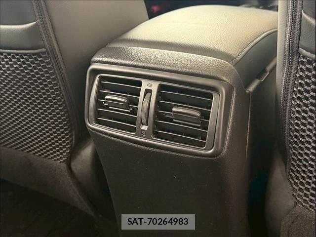 Nissan X-TRAIL HYBRID 2017-05 8039418-24