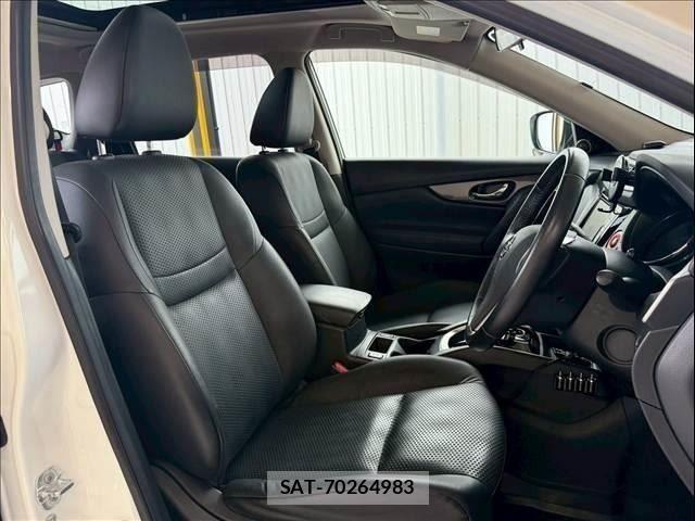 Nissan X-TRAIL HYBRID 2017-05 8039418-6