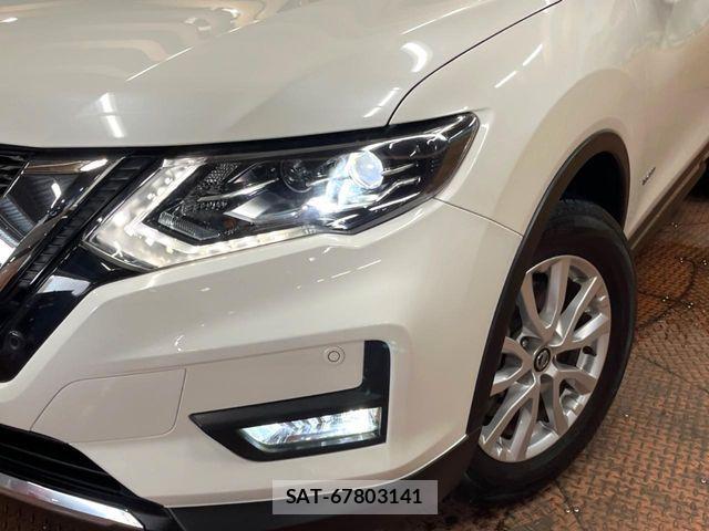 Nissan X-TRAIL HYBRID 2019-03 8102940-11