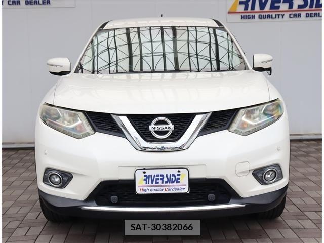 Nissan X-TRAIL HYBRID 2016-03 8102941-18
