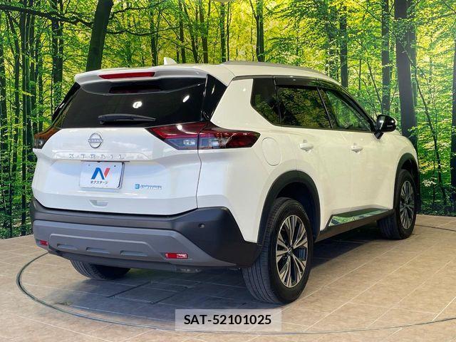 Nissan X-TRAIL HYBRID 2023-02 8102939-17