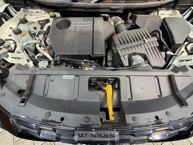 Nissan X-TRAIL HYBRID 2022-09 8147067-13