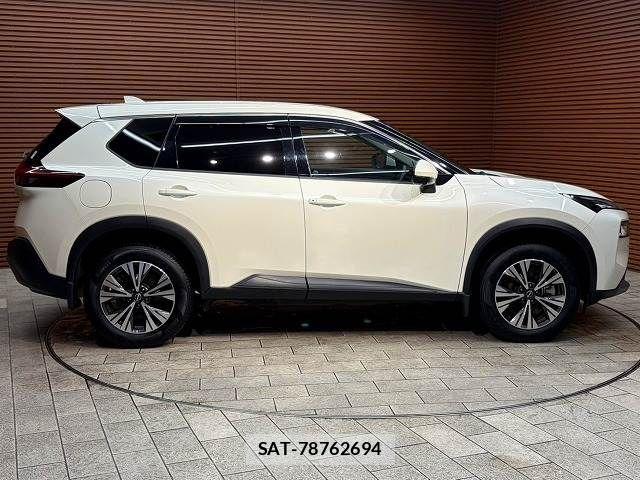 Nissan X-TRAIL HYBRID 2022-09 8147067-17