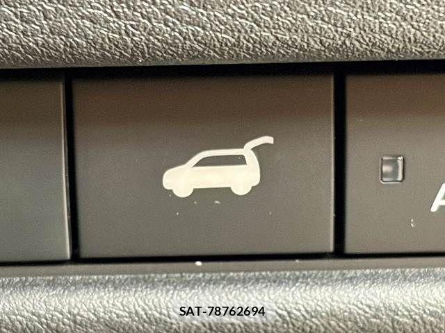 Nissan X-TRAIL HYBRID 2022-09 8147067-4