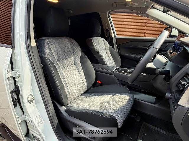 Nissan X-TRAIL HYBRID 2022-09 8147067-7