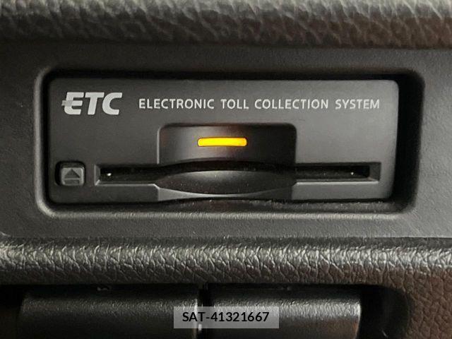 Nissan X-TRAIL HYBRID 2017-05 8159582-5