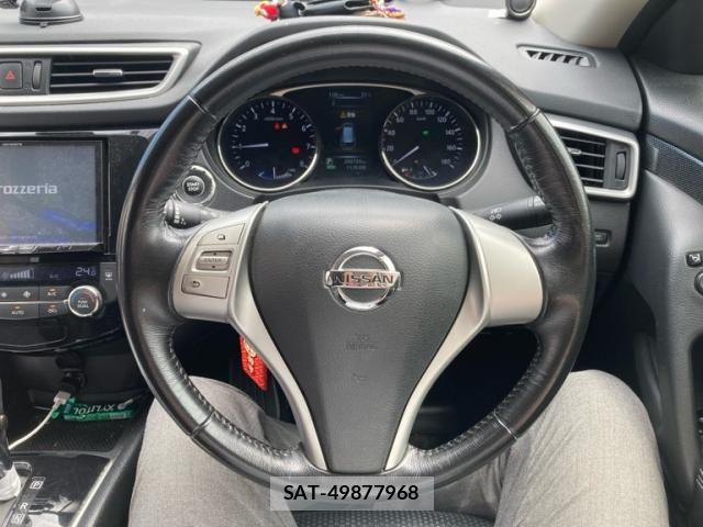 Nissan X-TRAIL HYBRID 2015-09 8211161-16