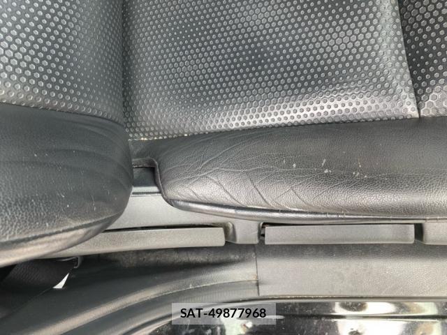 Nissan X-TRAIL HYBRID 2015-09 8211161-24