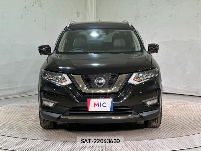 Nissan X-TRAIL HYBRID 2021-05 8232541-2