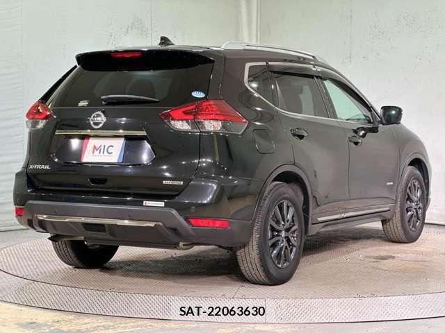Nissan X-TRAIL HYBRID 2021-05 8232541-4