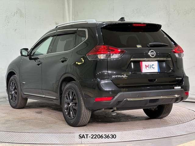 Nissan X-TRAIL HYBRID 2021-05 8232541-6