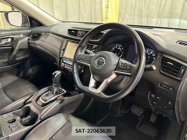 Nissan X-TRAIL HYBRID 2021-05 8232541-8