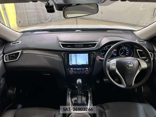 Nissan X-TRAIL HYBRID 2015-09 8232543-16