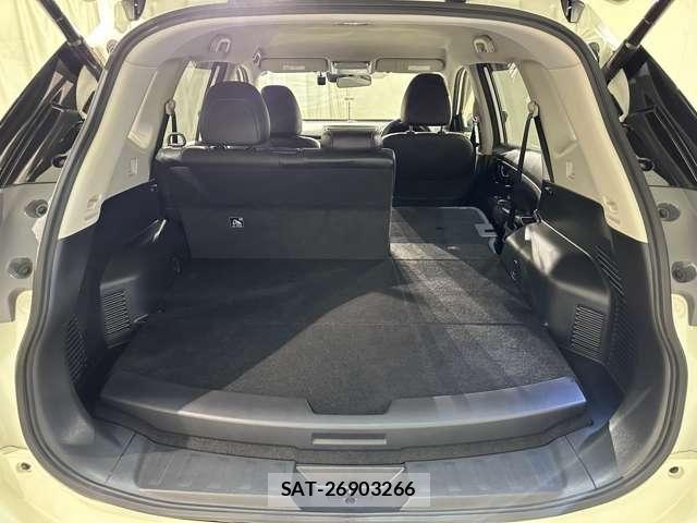 Nissan X-TRAIL HYBRID 2015-09 8232543-29