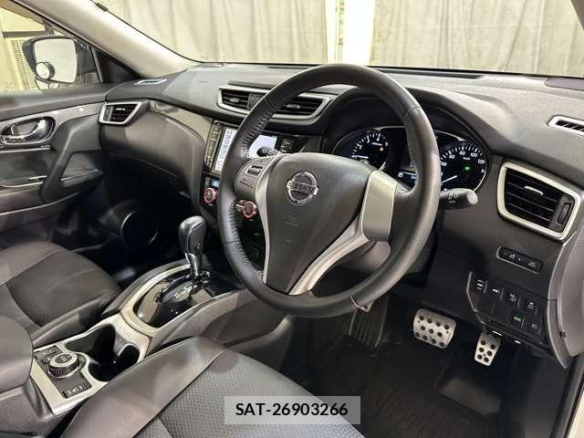 Nissan X-TRAIL HYBRID 2015-09 8232543-8