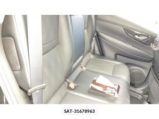 Nissan X-TRAIL HYBRID 2017-07 8232542-16