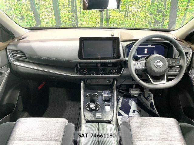 Nissan X-TRAIL HYBRID 2024-07 8247260-1