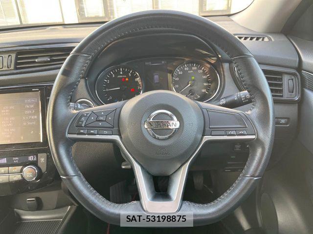 Nissan X-TRAIL HYBRID 2018-03 8318290-12