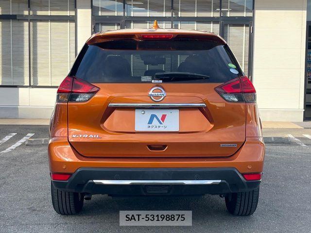 Nissan X-TRAIL HYBRID 2018-03 8318290-16