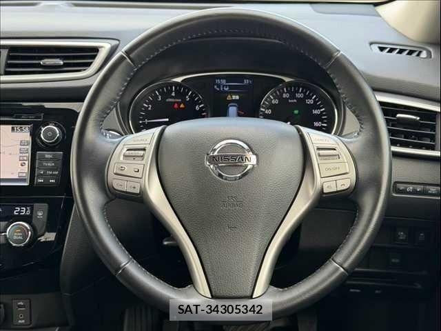 Nissan X-TRAIL HYBRID 2015-10 8338638-10