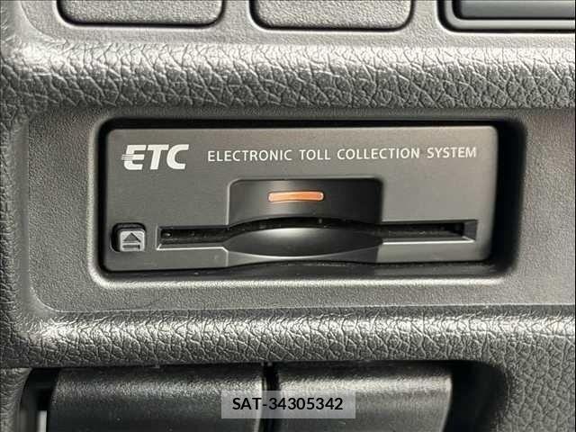 Nissan X-TRAIL HYBRID 2015-10 8338638-24