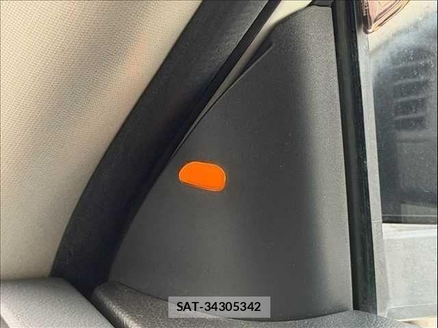 Nissan X-TRAIL HYBRID 2015-10 8338638-28