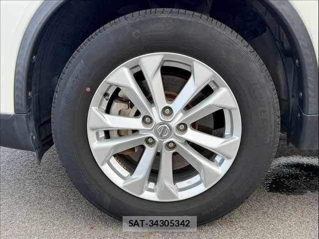 Nissan X-TRAIL HYBRID 2015-10 8338638-6