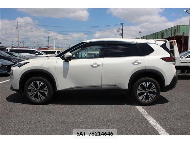 Nissan X-TRAIL HYBRID 2023-06 8338637-9