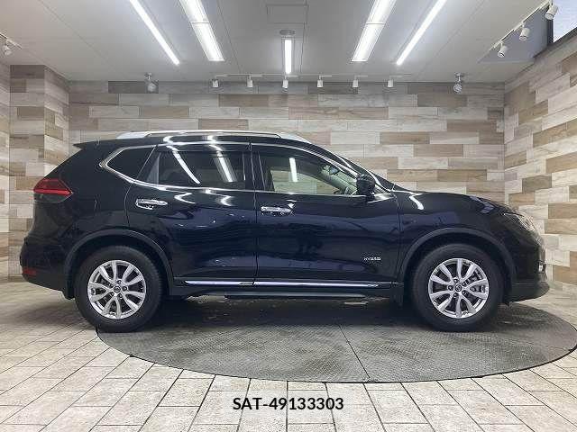 Nissan X-TRAIL HYBRID 2018-08 8337944-16