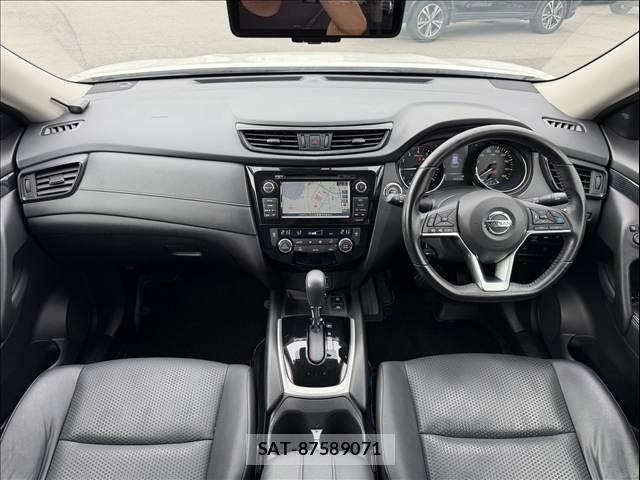 Nissan X-TRAIL HYBRID 2018-06 8338635-1