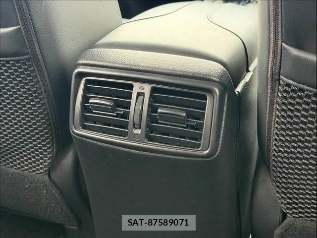 Nissan X-TRAIL HYBRID 2018-06 8338635-27