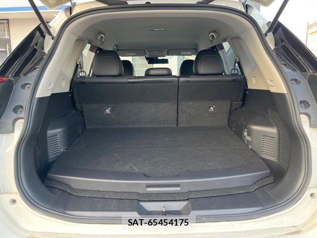 Nissan X-TRAIL HYBRID 2017-08 8355948-10